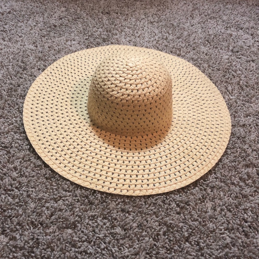 Sun hat